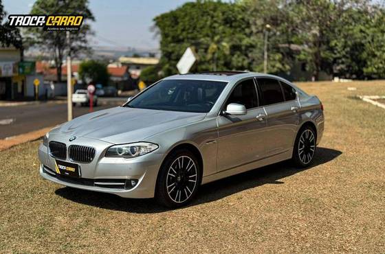 BMW 523i 2.5 I6 GASOLINA AUTOMÁTICO